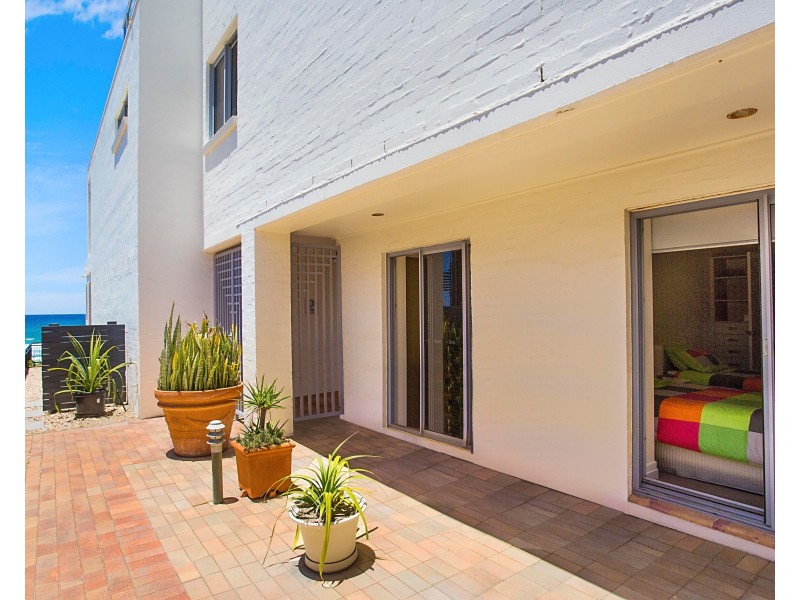 2/79 Albatross Avenue, Mermaid Beach QLD 4218