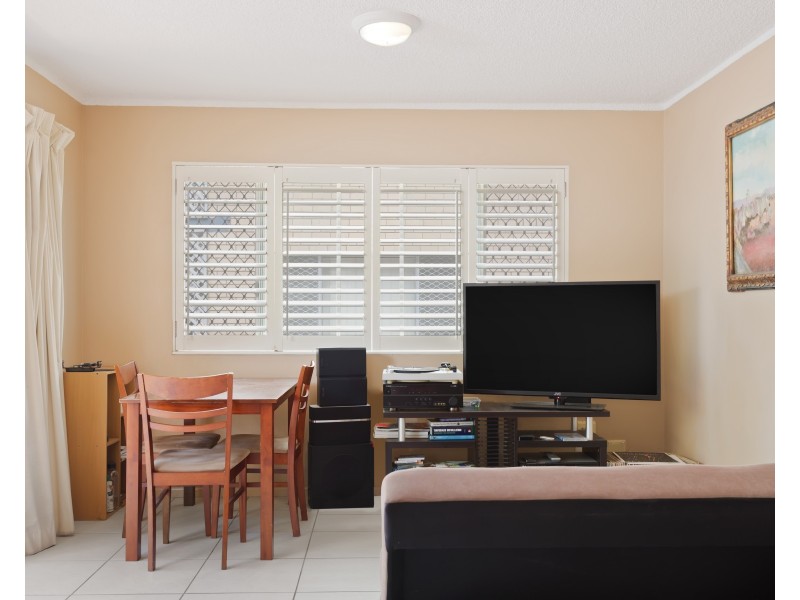 2/91 Petrel Avenue, Mermaid Beach QLD 4218