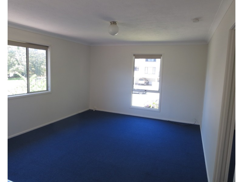 4/35 White Street, Southport QLD 4215