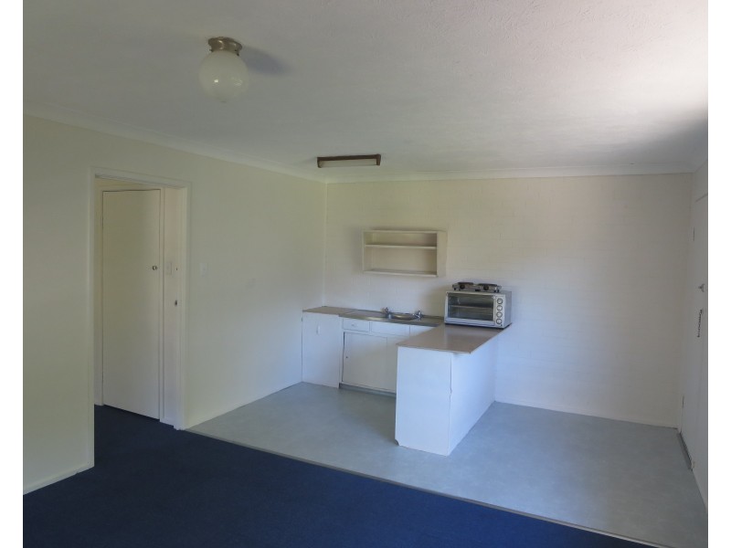 4/35 White Street, Southport QLD 4215