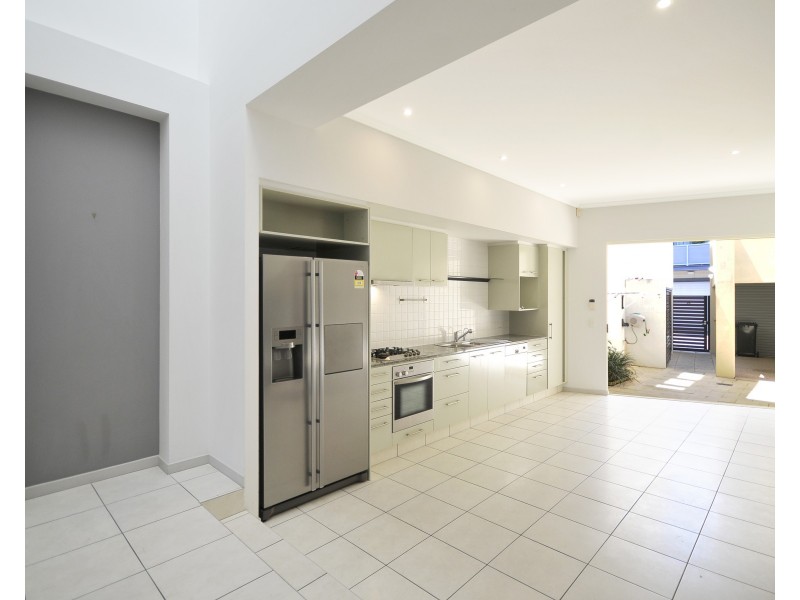 6 Lader Terrace, Varsity Lakes QLD 4227