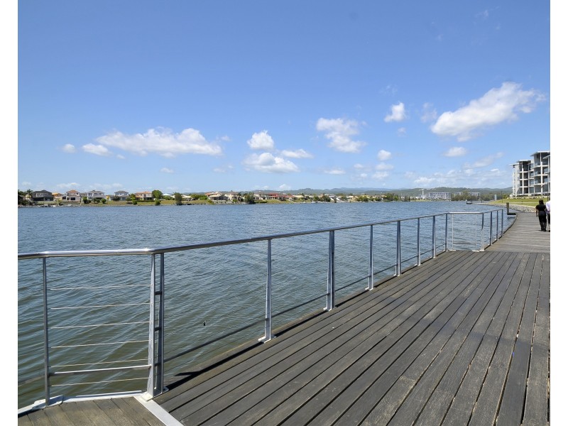 6 Lader Terrace, Varsity Lakes QLD 4227