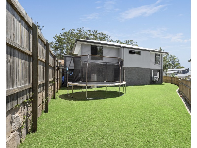 2 Greenview Place, Reedy Creek QLD 4227