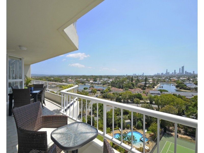 35/56 Hooker Boulevard, Mermaid Waters QLD 4218