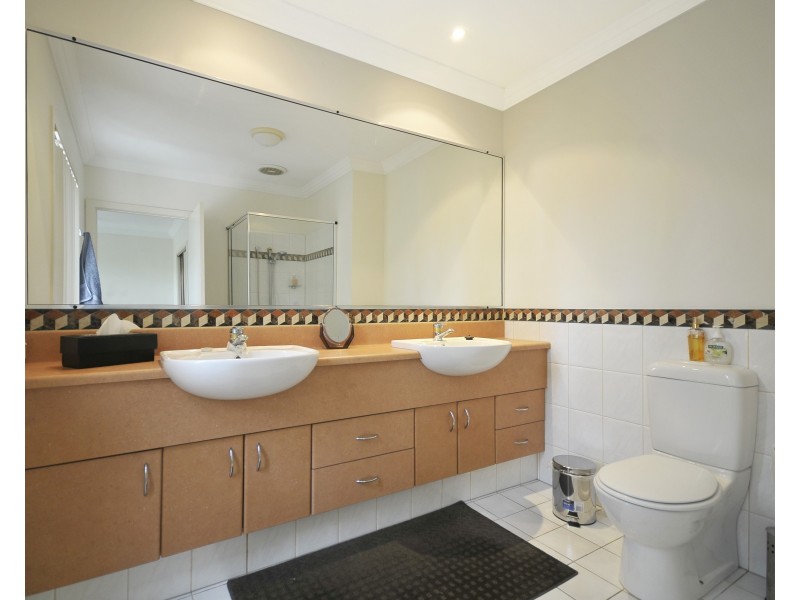 21/117 Palm Meadows Drive, Carrara QLD 4211