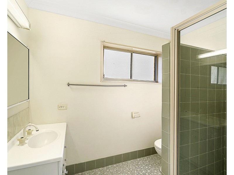 23 Hill Avenue, Burleigh Heads QLD 4220