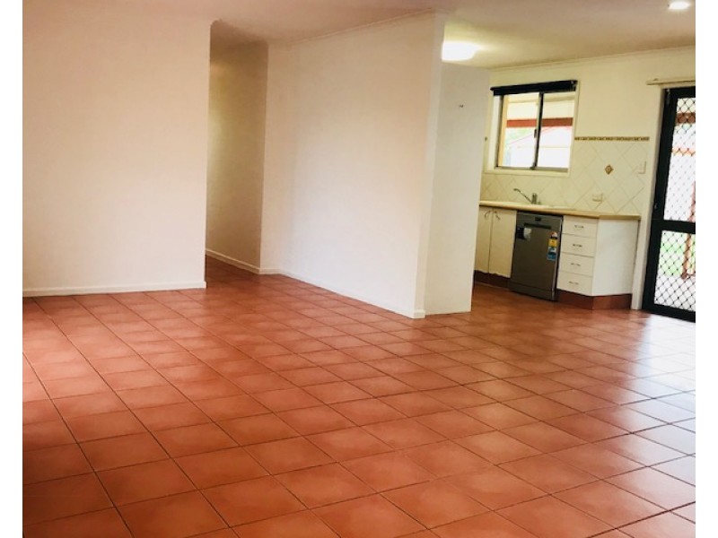 29 Naranga Avenue, Broadbeach Waters QLD 4218