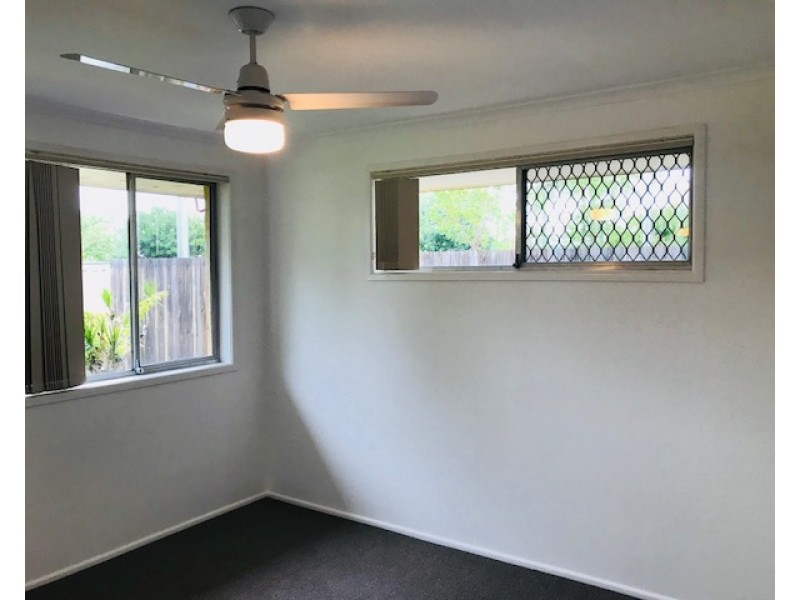 29 Naranga Avenue, Broadbeach Waters QLD 4218