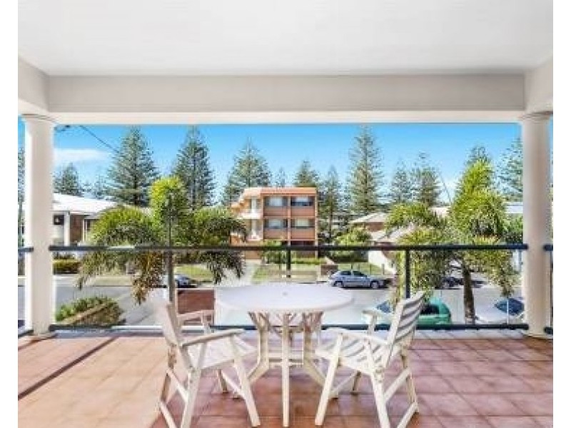 27 Ventura Road, Mermaid Beach QLD 4218