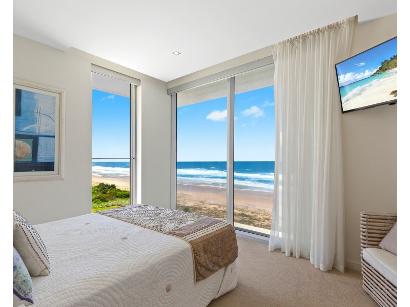 6/1 Twenty Seventh Avenue, Palm Beach QLD 4221