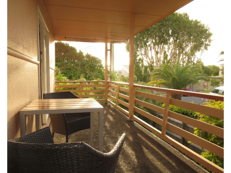 1/13 Jubilee Avenue, Broadbeach QLD 4218