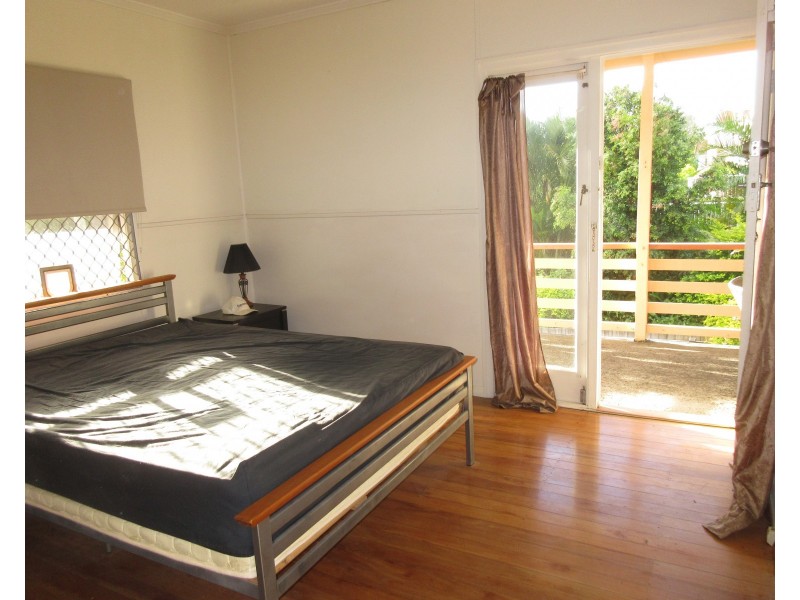 1/13 Jubilee Avenue, Broadbeach QLD 4218