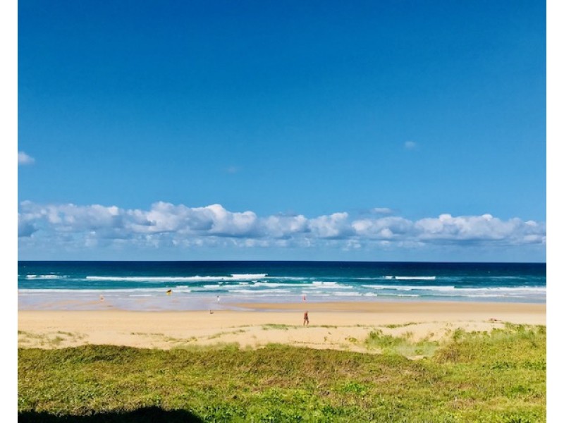 1 Hilda Street, Mermaid Beach QLD 4218