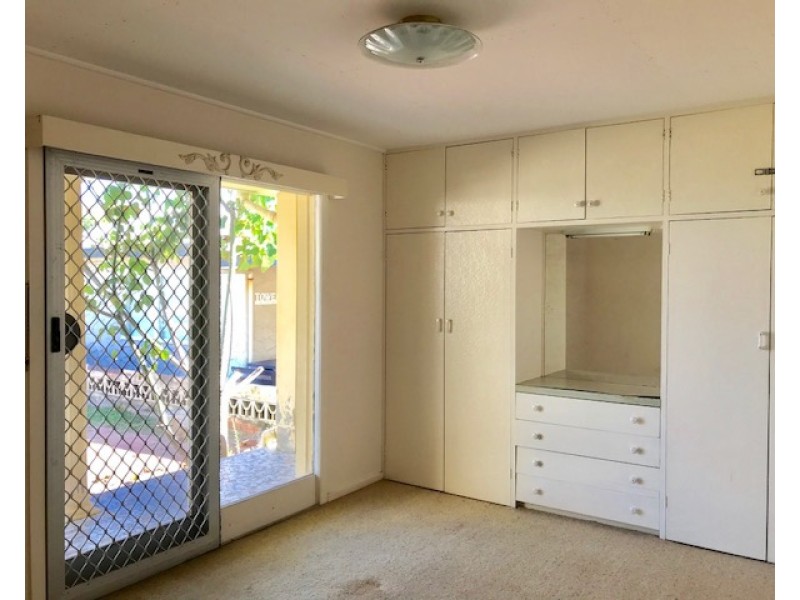 1 Hilda Street, Mermaid Beach QLD 4218