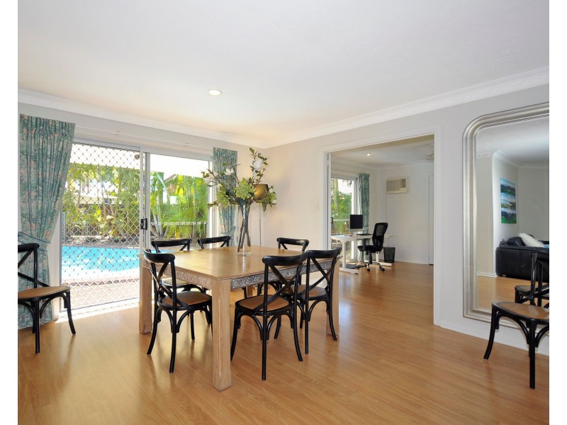 18 Newport Drive, Robina QLD 4226