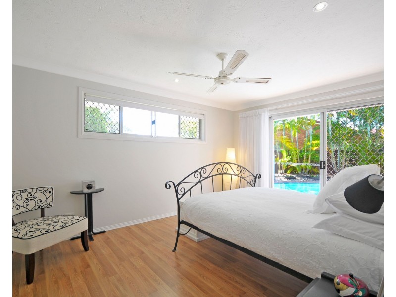 18 Newport Drive, Robina QLD 4226