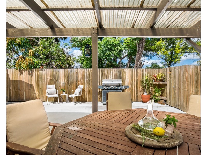 1 Stillwater Crescent, Robina QLD 4226