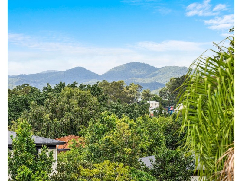 1 Stillwater Crescent, Robina QLD 4226