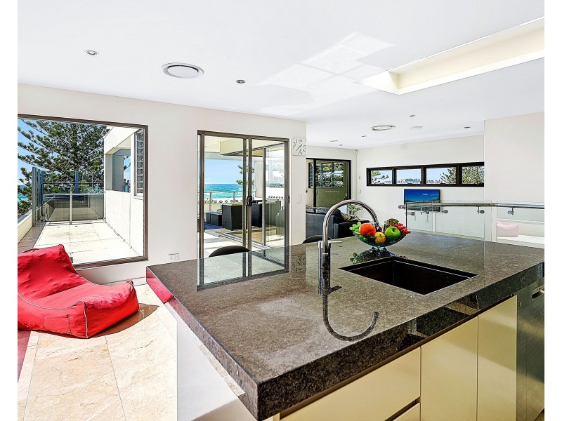 194 Pacific Parade, Bilinga QLD 4225