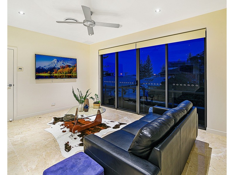 194 Pacific Parade, Bilinga QLD 4225