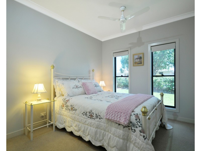 15 Lacerta Avenue, Robina QLD 4226