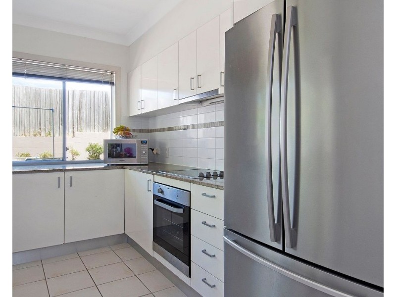 12/215 Benowa Road, Benowa QLD 4217