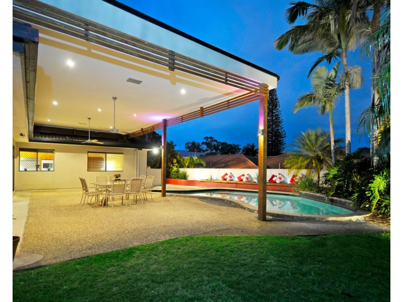 11 Tennyson Place, Robina QLD 4226