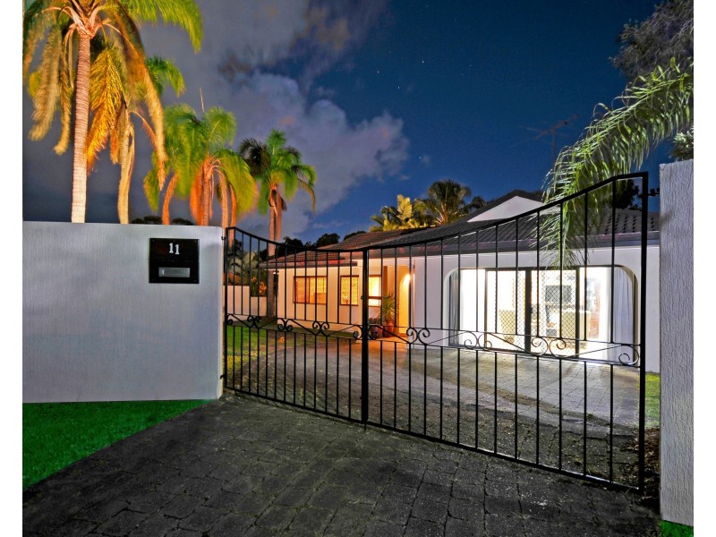 11 Tennyson Place, Robina QLD 4226