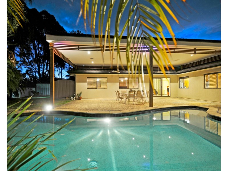 11 Tennyson Place, Robina QLD 4226