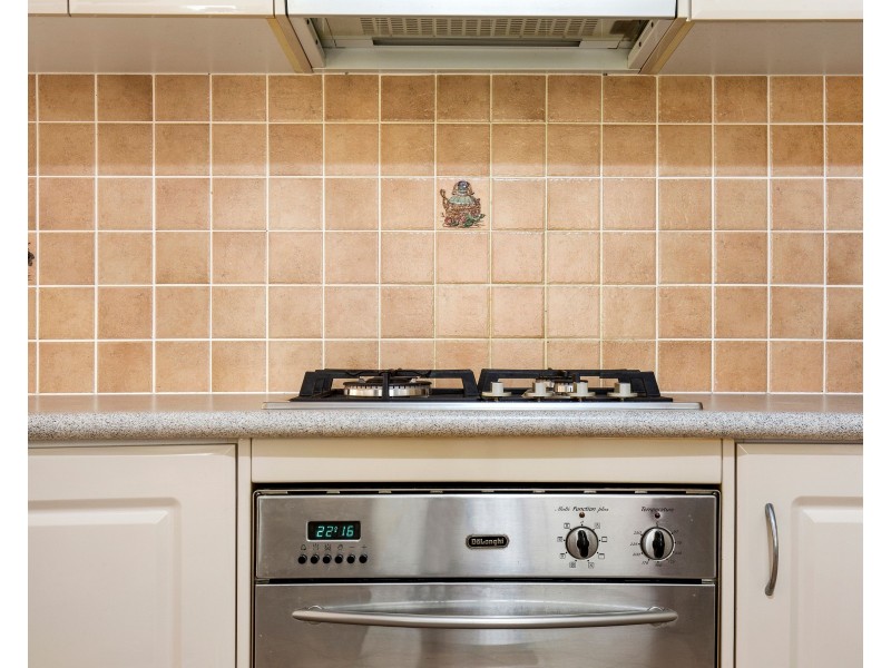 8 Lanai Drive, Burleigh Waters QLD 4220