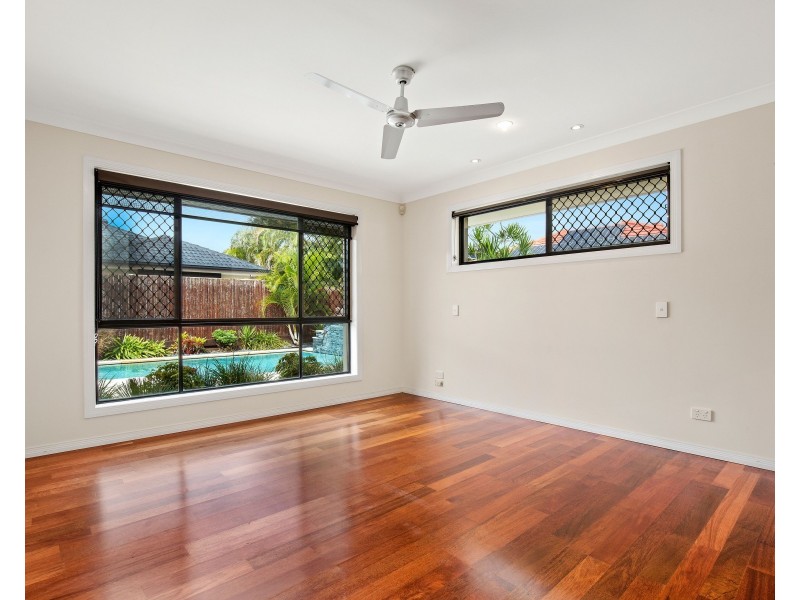 8 Lanai Drive, Burleigh Waters QLD 4220