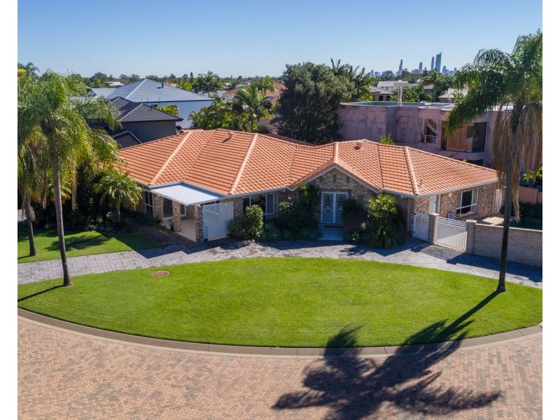 28 Portobello Drive, Mermaid Waters QLD 4218