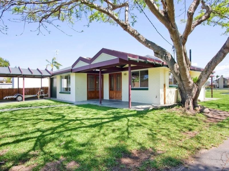 49 and 51 Allambi Avenue, Broadbeach Waters QLD 4218