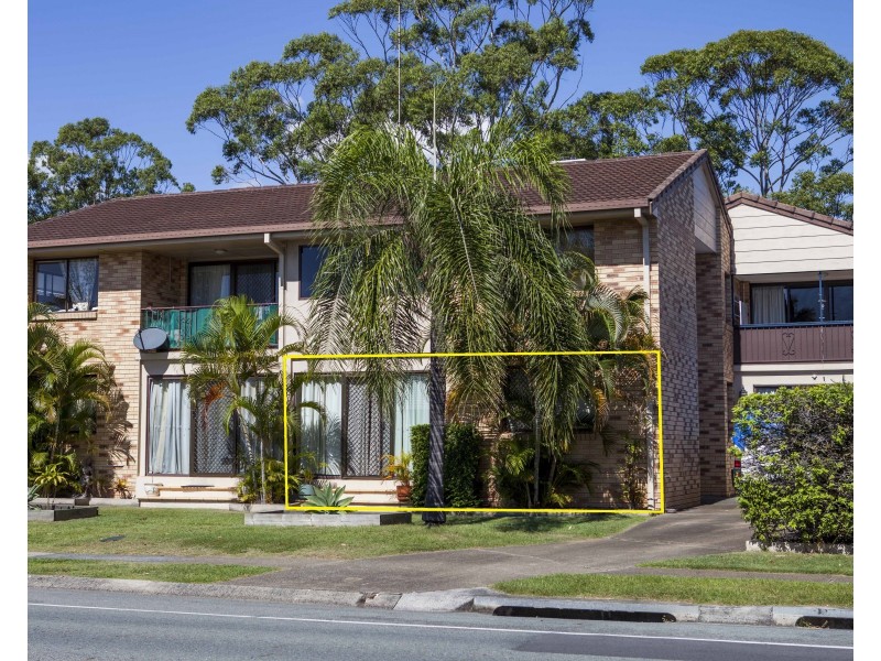 2/46 Oceanic Drive, Mermaid Waters QLD 4218