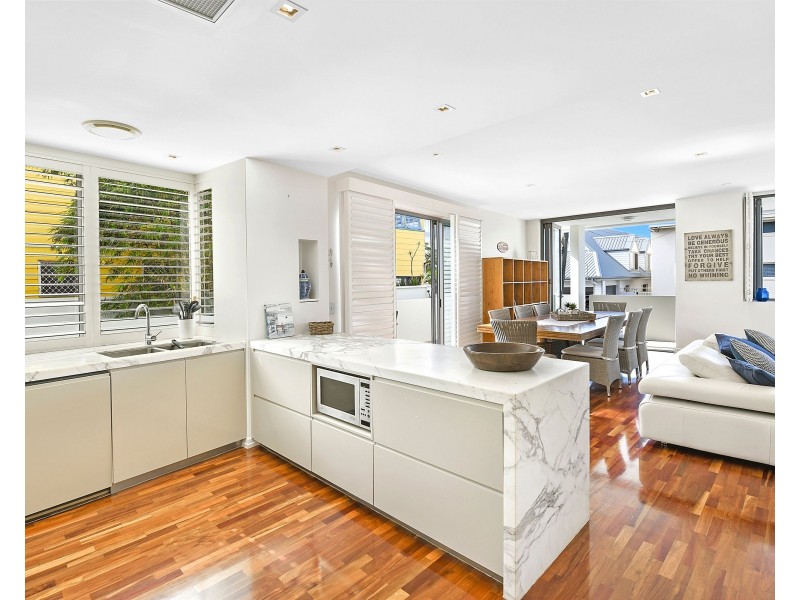 1/160 Jefferson Lane, Palm Beach QLD 4221