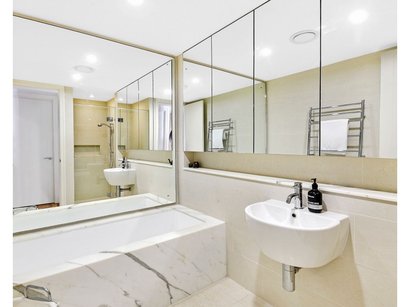 1/160 Jefferson Lane, Palm Beach QLD 4221