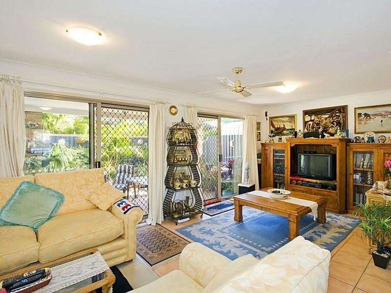 36/220 Christine Avenue, Burleigh Waters QLD 4220