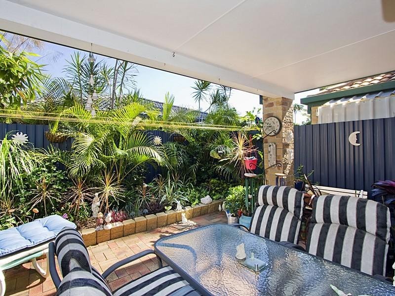 36/220 Christine Avenue, Burleigh Waters QLD 4220