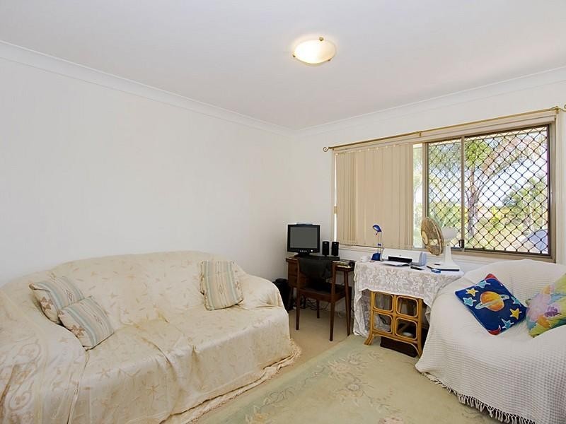 36/220 Christine Avenue, Burleigh Waters QLD 4220
