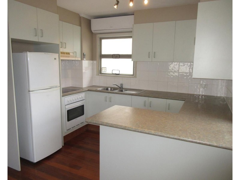 2/27 Cronulla Avenue, Mermaid Beach QLD 4218