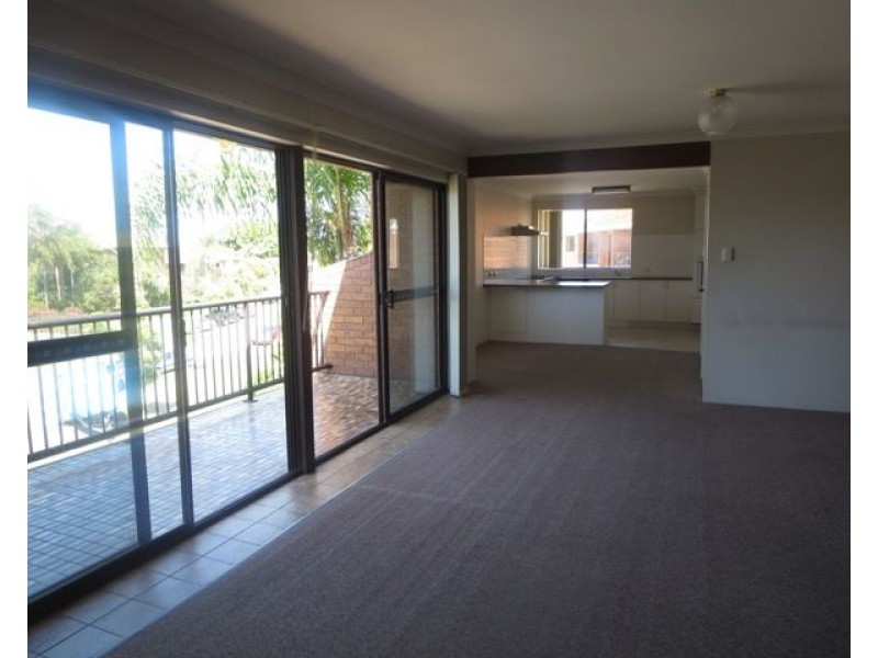 5/17 Duet Drive, Mermaid Waters QLD 4218