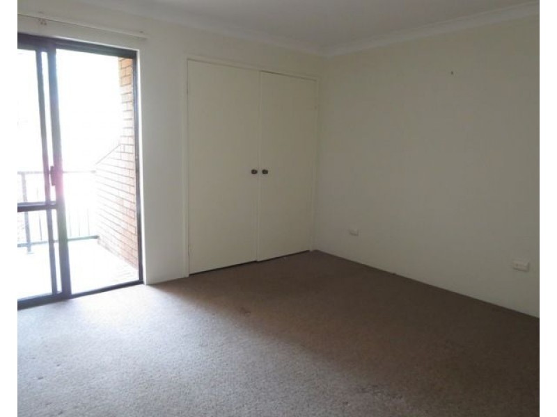 5/17 Duet Drive, Mermaid Waters QLD 4218