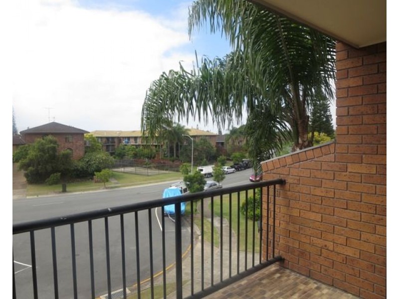 5/17 Duet Drive, Mermaid Waters QLD 4218