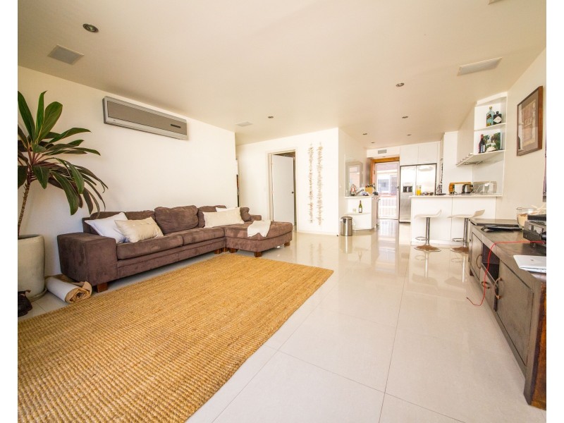 4/20 Tamborine Street, Mermaid Beach QLD 4218