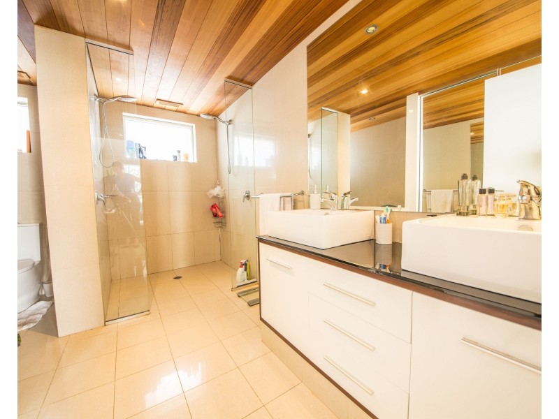 4/20 Tamborine Street, Mermaid Beach QLD 4218