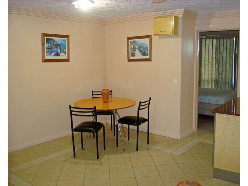 22/38 Enderley Avenue, Surfers Paradise QLD 4217