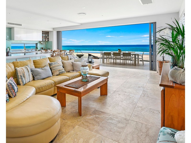 225 Jefferson Lane, Palm Beach QLD 4221