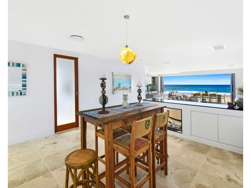 225 Jefferson Lane, Palm Beach QLD 4221