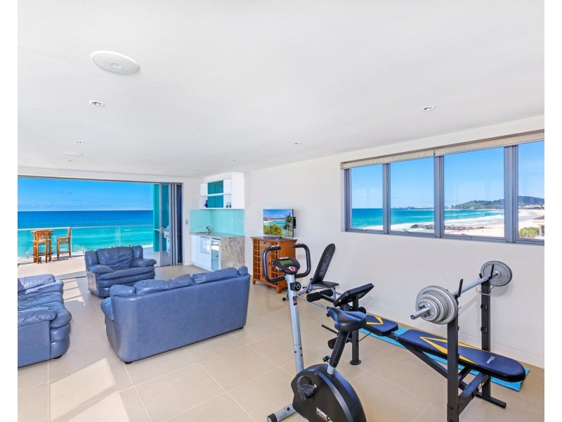 225 Jefferson Lane, Palm Beach QLD 4221