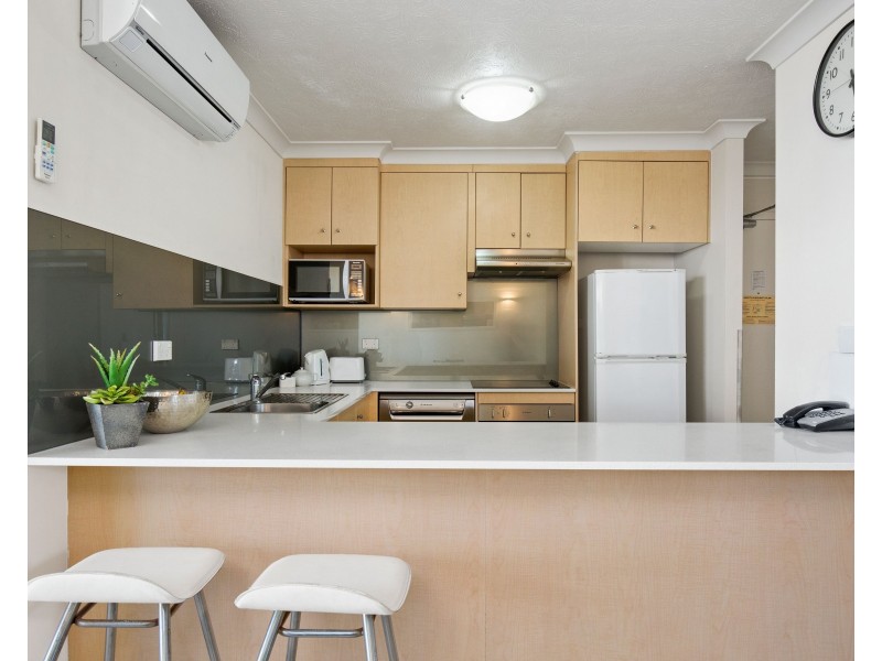 1303/8 Albert Avenue, Broadbeach QLD 4218